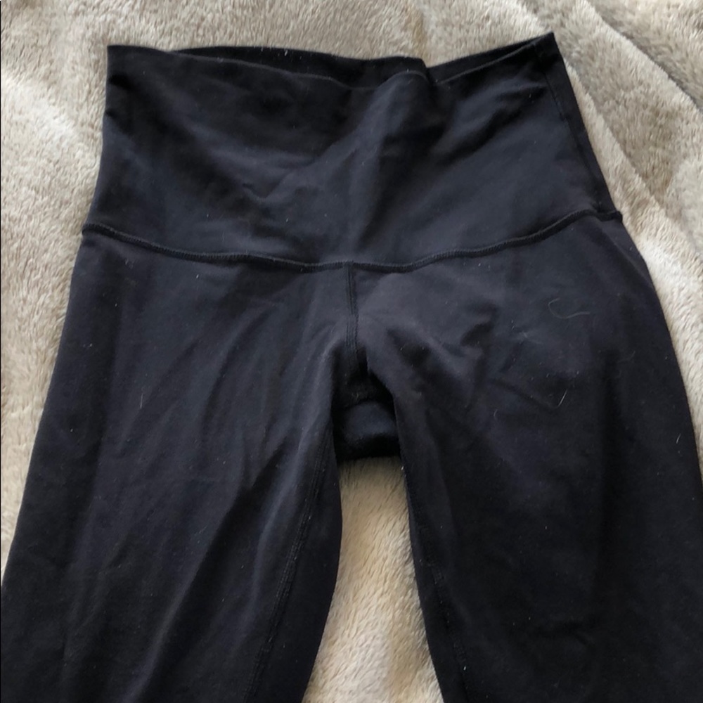 Lululemon wunder under leggings!